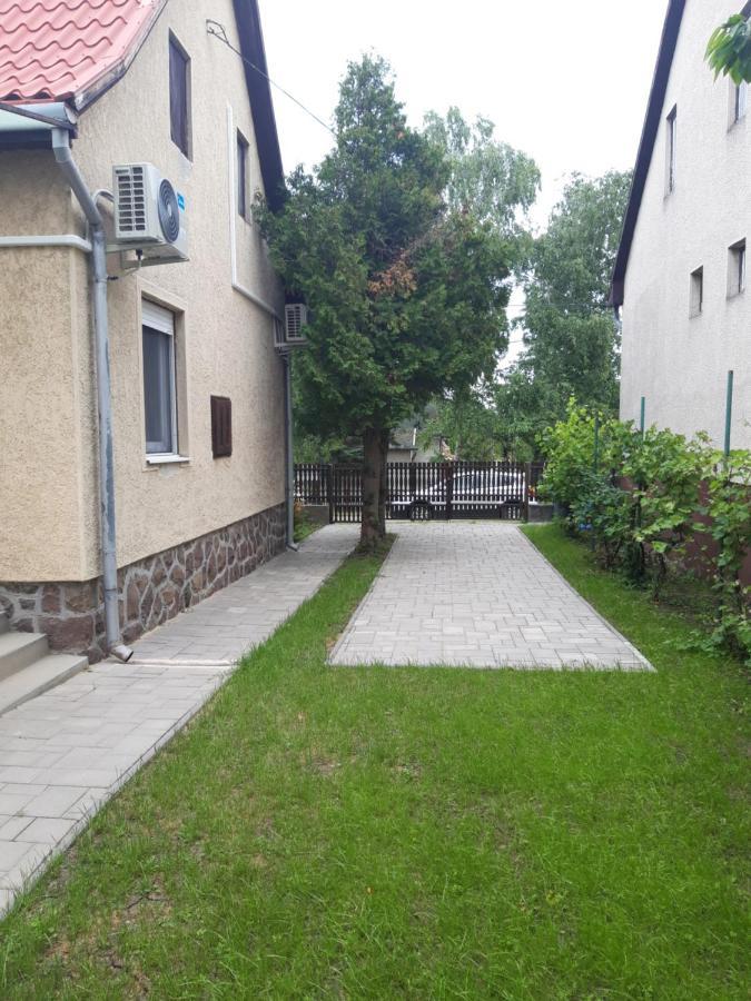 Arany Apartman Zsory Mezőkövesd Exteriör bild